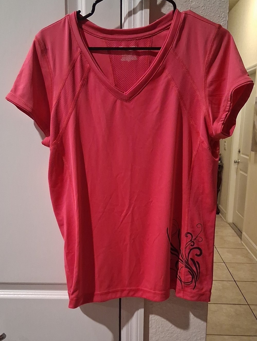 tek gear Pink V‑Neck Short Sleeve Active Tee with Black Side Graphic